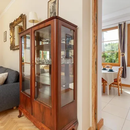 Spacious & Elegant For 8 Guests In By Renters Apartamento Sopot
