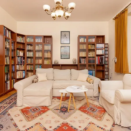 Spacious & Elegant For 8 Guests In By Renters Apartamento Sopot